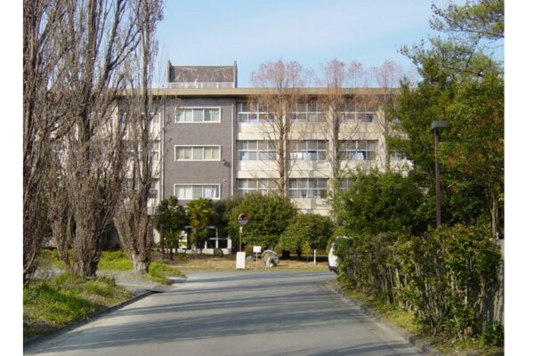 京都教育大学付属高校
